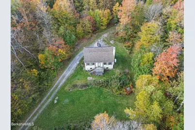 1230 County Rd, Becket, MA 01223 - Photo 44