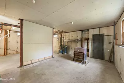 1230 County Rd, Becket, MA 01223 - Photo 30