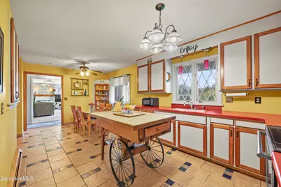111 Lebanon Ave, Pittsfield, MA 01201 - Photo 18