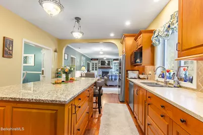 36 Mountain Pond Ln, New Ashford, MA 01237 - Photo 16