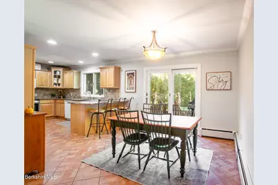 506 Gale Ave, Pittsfield, MA 01201 - Photo 10