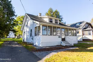 23 Westover St, Pittsfield, MA 01201 - Photo 2
