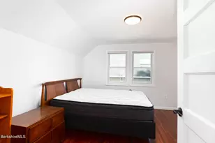 23 Westover St, Pittsfield, MA 01201 - Photo 18