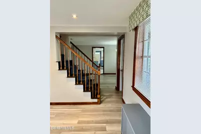 42 Newell St, Pittsfield, MA 01201 - Photo 10