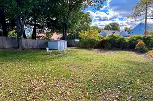 42 Newell St, Pittsfield, MA 01201 - Photo 34