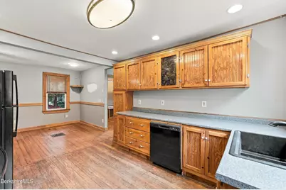 55 Fairview Ave, Pittsfield, MA 01201 - Photo 28