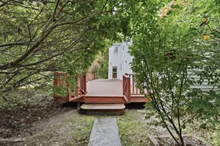 55 Fairview Ave, Pittsfield, MA 01201 - Photo 14
