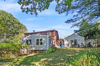 202 Oak St, Great Barrington, MA 01236 - Photo 32