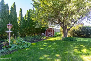 20 Crane Ave, Pittsfield, MA 01201 - Photo 8