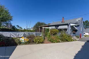 20 Crane Ave, Pittsfield, MA 01201 - Photo 6
