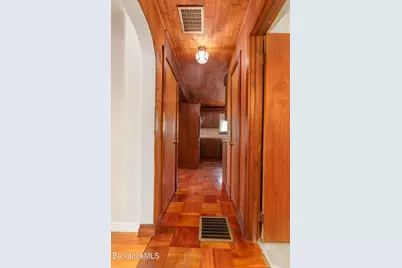20 Crane Ave, Pittsfield, MA 01201 - Photo 24