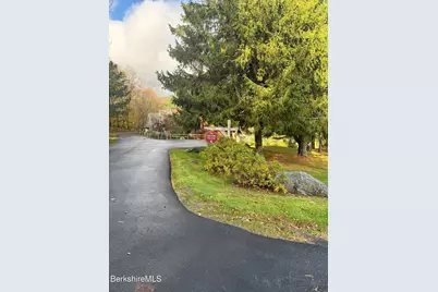 62 Corey Rd, Hancock, MA 01237 - Photo 2