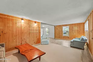 27 Lakewood Circle, Pittsfield, MA 01201 - Photo 8