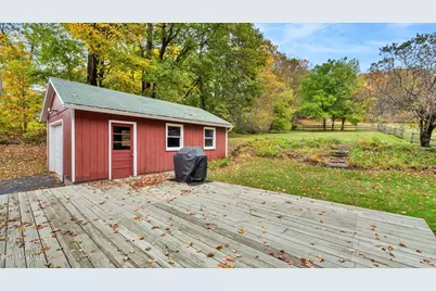 130 Laurel St, Lee, MA 01238 - Photo 28