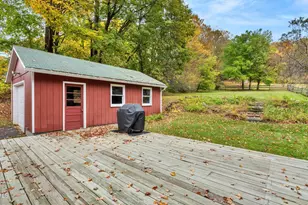 130 Laurel St, Lee, MA 01238 - Photo 28