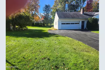 44 Michael Dr, Pittsfield, MA 01201 - Photo 2