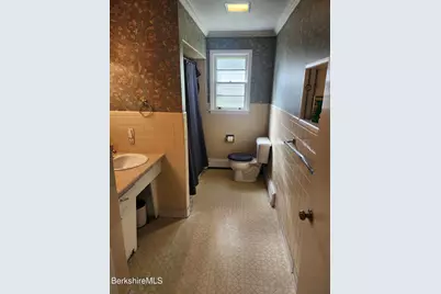 44 Michael Dr, Pittsfield, MA 01201 - Photo 28