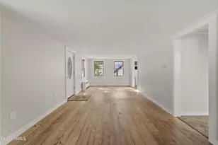 115 Grove St, Adams, MA 01220 - Photo 6