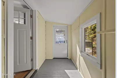 115 Grove St, Adams, MA 01220 - Photo 20