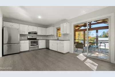 44 Melbourne Rd, Pittsfield, MA 01201 - Photo 16