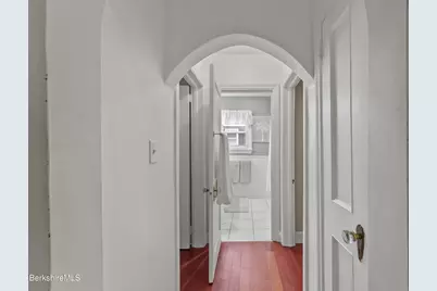 34 Sampson Pkwy, Pittsfield, MA 01201 - Photo 26