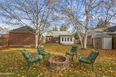 34 Sampson Pkwy, Pittsfield, MA 01201 - Photo 36