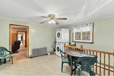37 Adam St, Pittsfield, MA 01201 - Photo 12