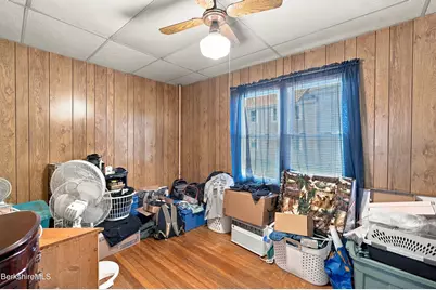 37 Adam St, Pittsfield, MA 01201 - Photo 24