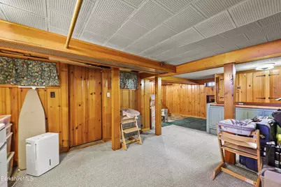 92 Noblehurst Ave, Pittsfield, MA 01201 - Photo 32