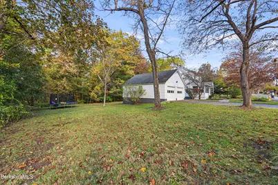 92 Noblehurst Ave, Pittsfield, MA 01201 - Photo 42