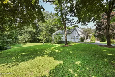 92 Noblehurst Ave, Pittsfield, MA 01201 - Photo 4