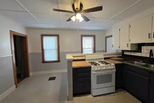 75 Summer St, Adams, MA 01220 - Photo 2