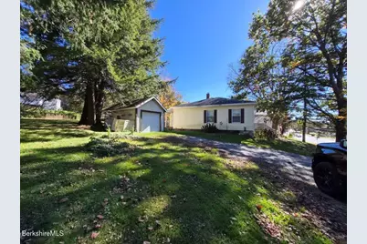 21 S Main St, Lanesborough, MA 01237 - Photo 20