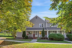 880 East St, Lee, MA 01238 - Photo 1