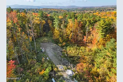 1 Thrushwood Ln, Great Barrington, MA 01230 - Photo 8