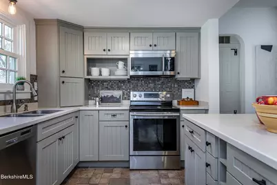 1017 Hartsville-New Marlborough Rd, New Marlboro, MA 01230 - Photo 10
