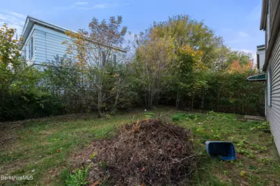 34 Pacific St, Pittsfield, MA 01201 - Photo 20