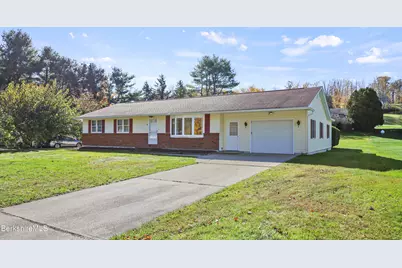 64 Devonshire Dr, Cheshire, MA 01225 - Photo 2
