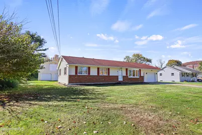 64 Devonshire Dr, Cheshire, MA 01225 - Photo 4
