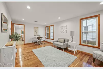 19 Draper Ave, Pittsfield, MA 01201 - Photo 4