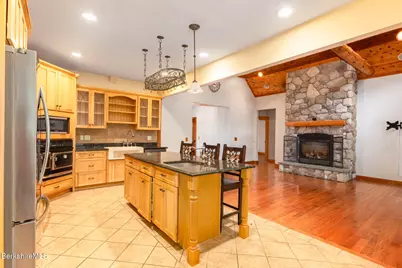 122 Silver St, Lanesborough, MA 01237 - Photo 14