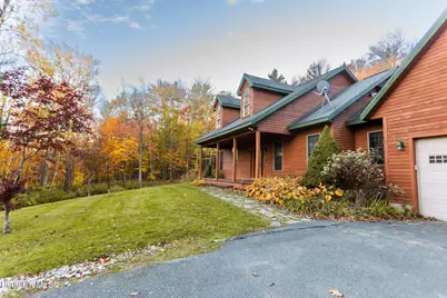 122 Silver St, Lanesborough, MA 01237 - Photo 8