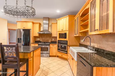 122 Silver St, Lanesborough, MA 01237 - Photo 16