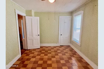 28 1st St, Adams, MA 01220 - Photo 16