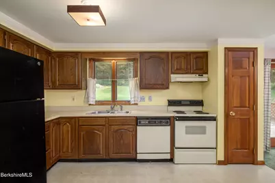 1612 S Church St, North Adams, MA 01247 - Photo 6
