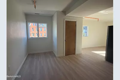100 Wendell Ave #208, Pittsfield, MA 01201 - Photo 6