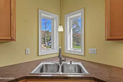 22 Luce Rd, Williamstown, MA 01267 - Photo 22
