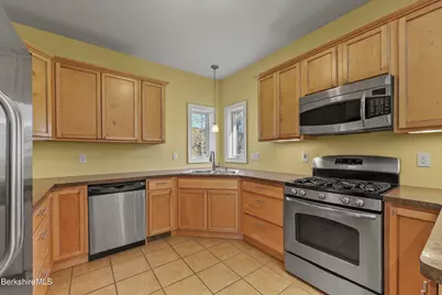 22 Luce Rd, Williamstown, MA 01267 - Photo 18