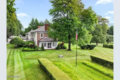 118 Bulkley St, Williamstown, MA 01267 - Photo 1