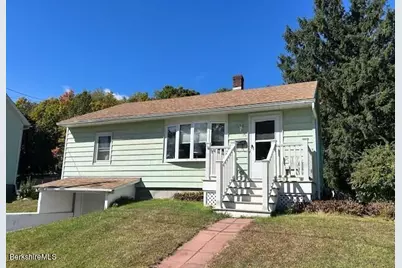 10 Stevens St, Adams, MA 01220 - Photo 1